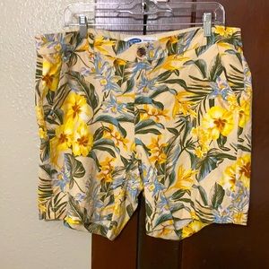 Old Navy Floral Linen-Blend 7-inch Shorts